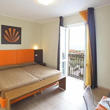 Hotel Arianna Tonfano